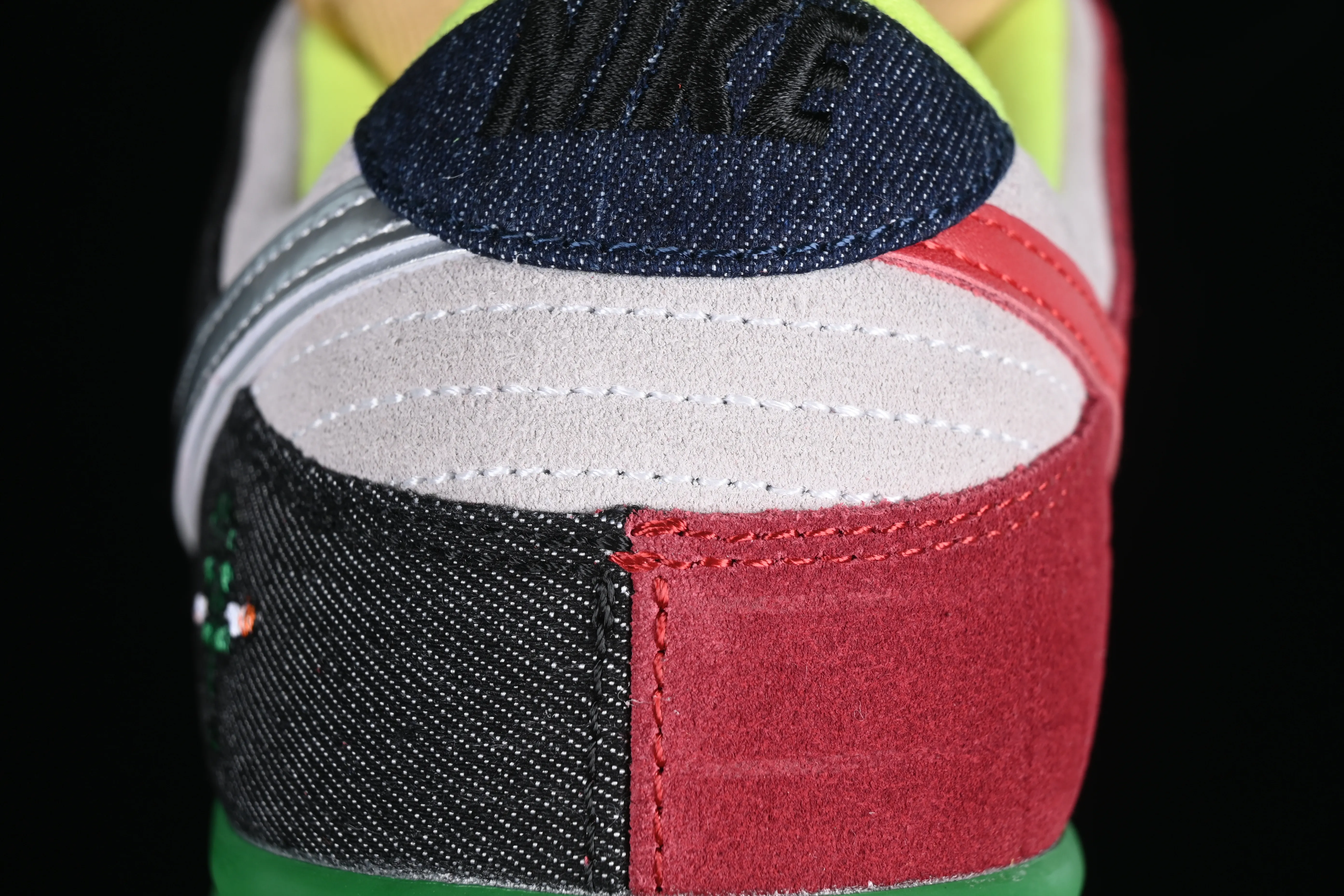 All categories Nk SB Dunk series Nk SB Dunk Low low-top sneakers Nk SB Dunk Low "What The Dunk" Pop art mix and match SB low-top casual sports skateboard shoes 318403-141